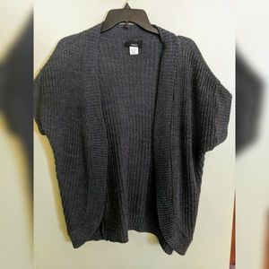 Short sleeve cardigan